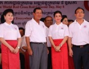 អ្នកឧកញ៉ា គិត ម៉េង និងលោកជំទាវ ឧបត្ថម្ភអង្ករចំនួន១០០តោន ដល់សាលារាជធានីភ្នំពេញ