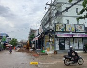 មជ្ឃដ្ឋាននានាស្នើអភិបាលរាជធានី និង អភិបាលខណ្ឌពោធិ៍សែនជ័យ ពិនិត្យសំណង់ម៉ាត សង់លើចិញ្ចើមផ្លូវ ។
