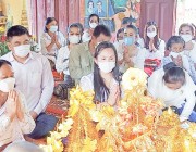 ឯកឧត្តម នាង សុជីវី និងលោកជំទាវព្រមទាំងក្រុមគ្រួសារ បានផ្ដួចផ្ដើមធ្វើបុណ្យអង្គកឋិនទានសាមគ្គីយកបច្ច័យមកវេរប្រគេនដល់ភិក្ខុសង្ឃគង់ចាំព្រះវស្សានៅវត្តសង្ឃសាមី (ហៅវត្តតាសួស)
