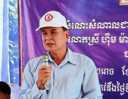 បងប្អូនប្រជាពលរដ្ឋចំនួន ២ភូមិ គឺភូមិពោន និងភូមិត្រពាំងរុន ក្នុងឃុំសង្កែ បានទទួលអំណោយមនុស្សធម៌ ពីលោកស្រី ហ៊ឹម ម៉ាលី សមាជិកក្រុមការងារថ្នាក់កណ្តាលចុះជួយឃុំសង្កែ ស្រុករំដួល