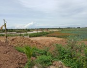 អនិច្ចាបឹងក្រចាប់ត្រូវអ្នកមានលុយមានអំណាចនៅតែបន្តចាក់ដីលុបរំលោភយកចំណីបឹងកក្រចាប់សាធារណៈរបស់រដ្ឋជាបន្តបន្ទាប់គ្មានការហាមឃាត់.